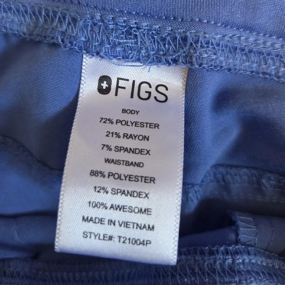 Figs Technical Collection Men's Cargo Pants in Blue